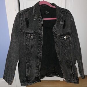 Women’s black jean jacket medium